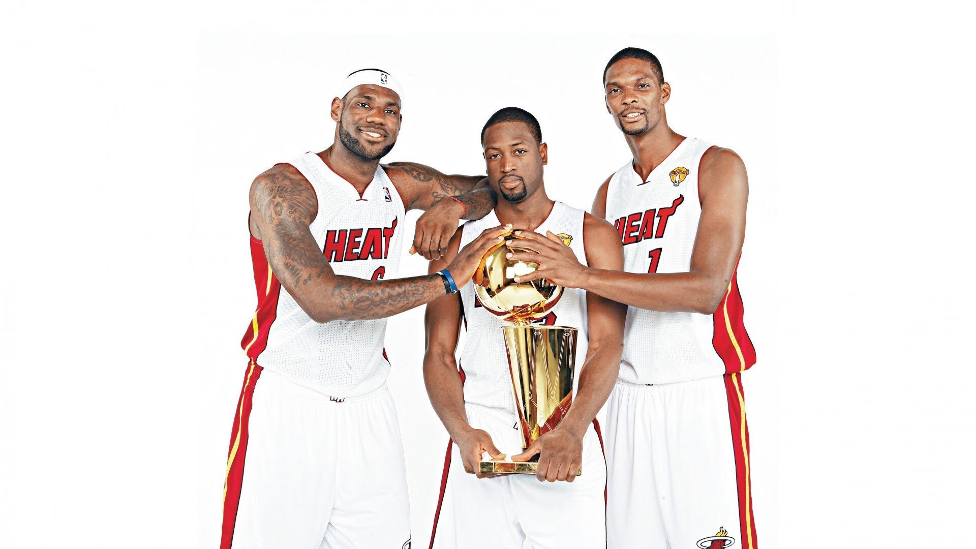 德甲低开销运营模式下的冠军路线图，德甲营收