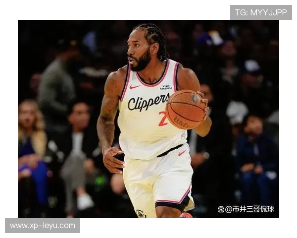 伦纳德弧顶跳投命中，快船在末节实现逆袭